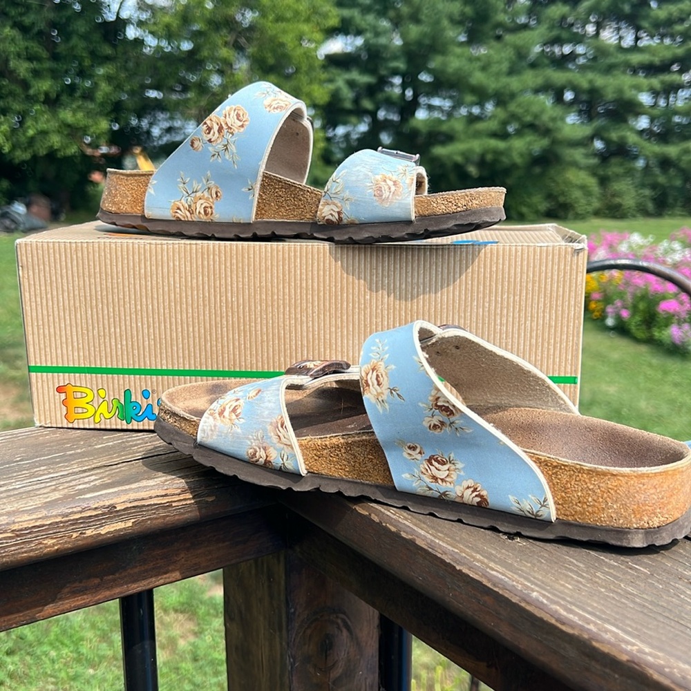 Birkenstock “Michele” Style Dandals